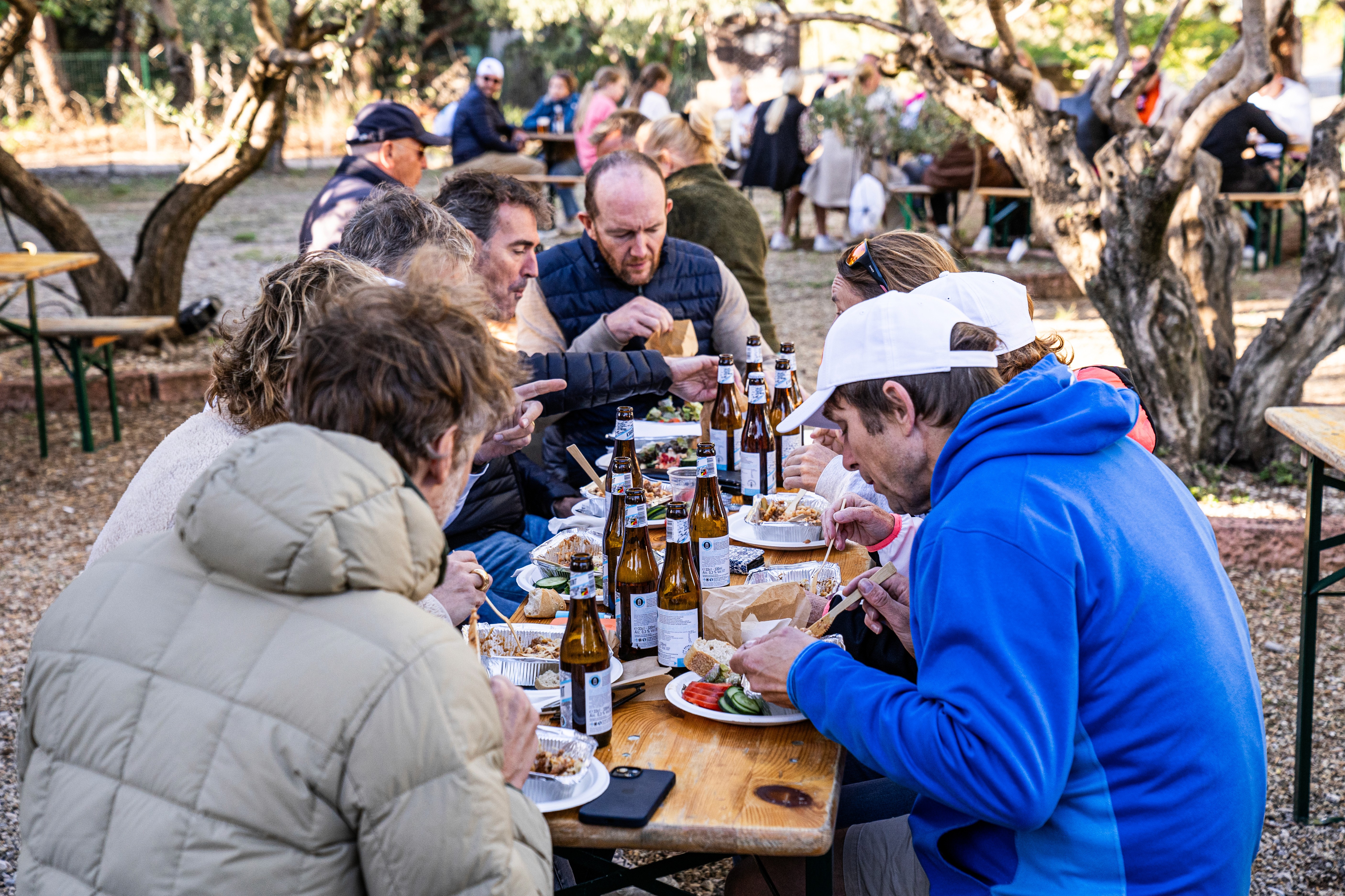 Een lachende fietser op weg naar de top van de Mont Ventoux tijdens Ventoux3