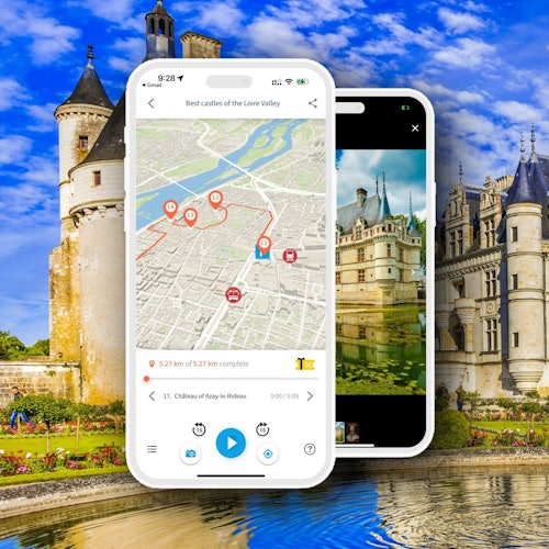Deux smartphones affichant des cartes et des images de château, avec un véritable château et un jardin en arrière-plan sous un ciel bleu.