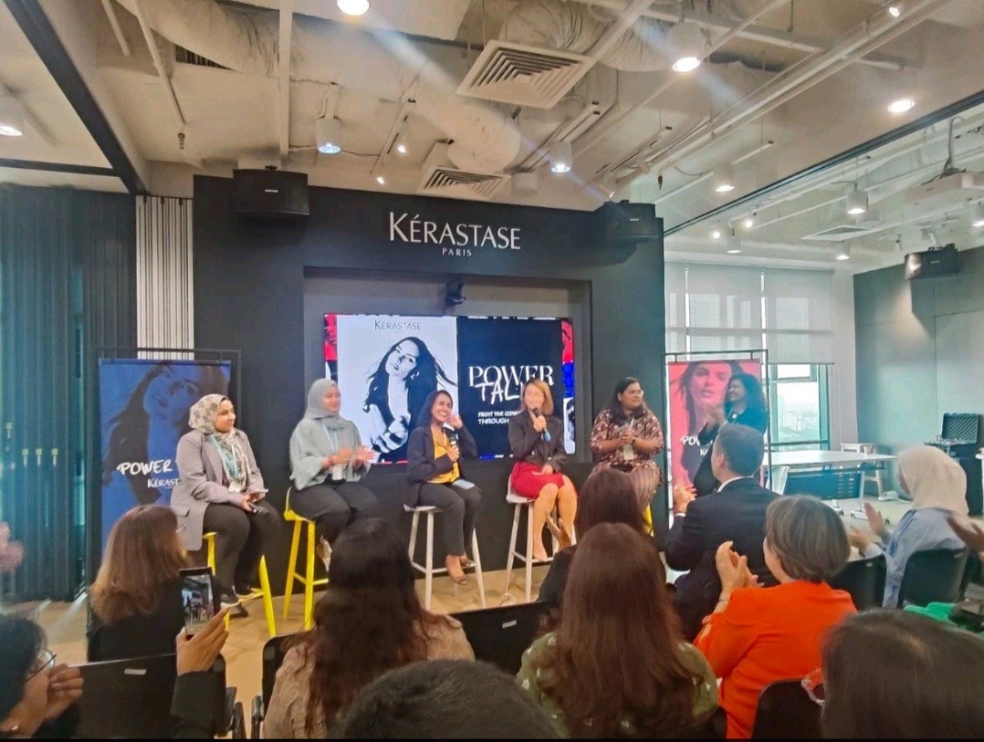 person making a contactless payment with a card