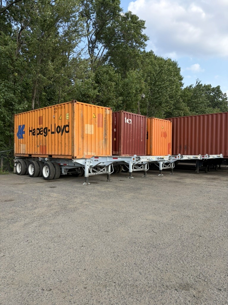 Specialized equipment: Alpha Cargo tri-axle container chassis