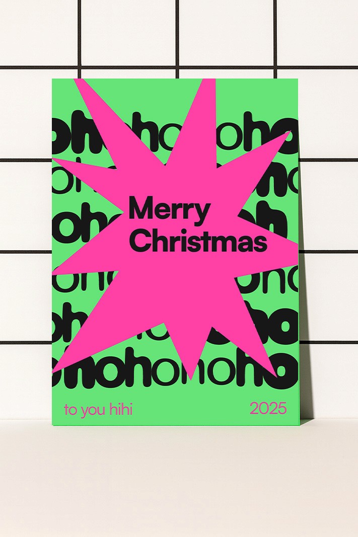 Partial view of a black smartphone screen against a purple gradient backdrop, displaying the “Circular” app icon (rounded square with a purple-pink pill logo) next to the Mail app icon, with the time reading 9:41.