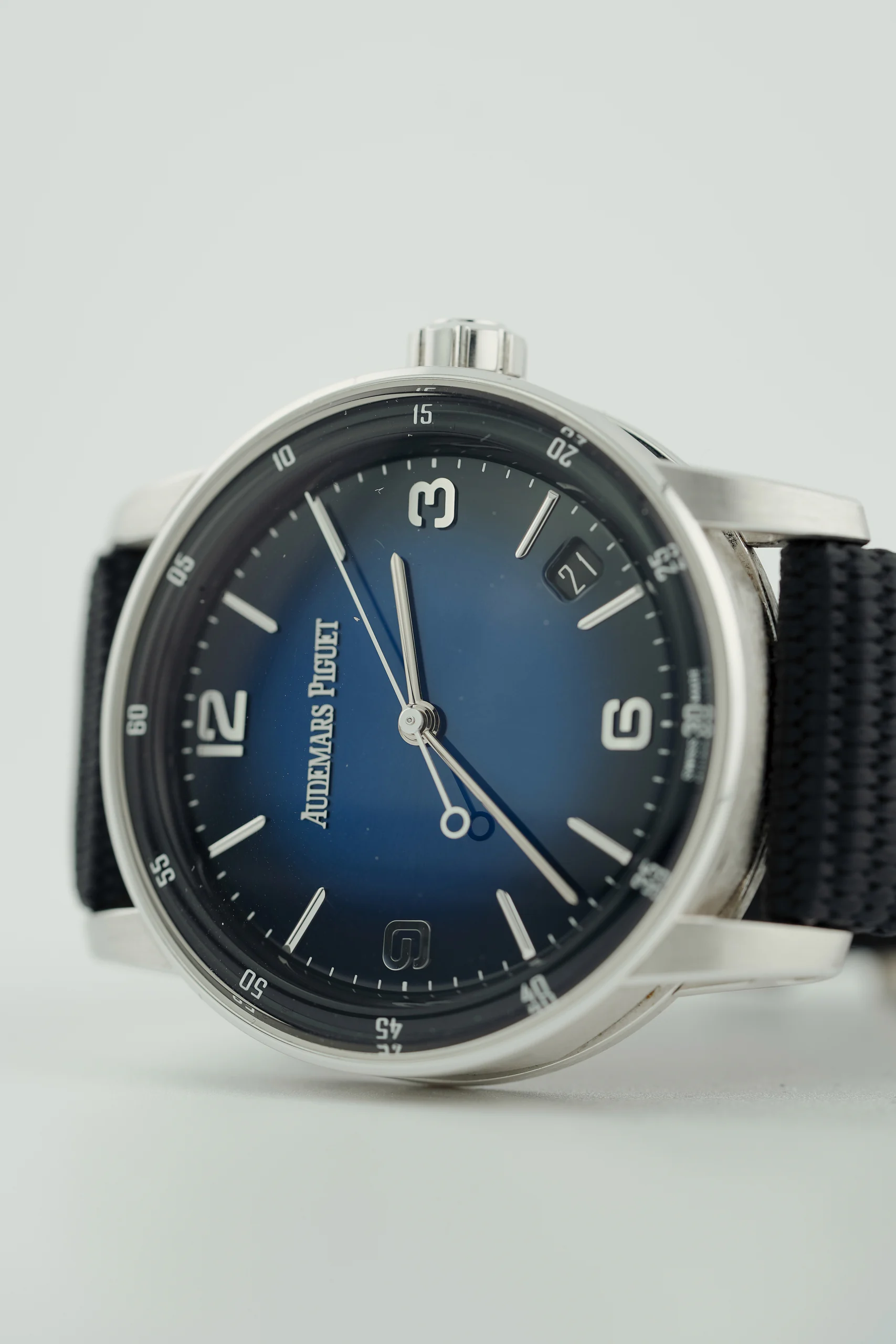 Buy the Audemars Piguet Code 11.59 Selfwinding White Gold 15210BC in Dubai – front view with smoked blue dial