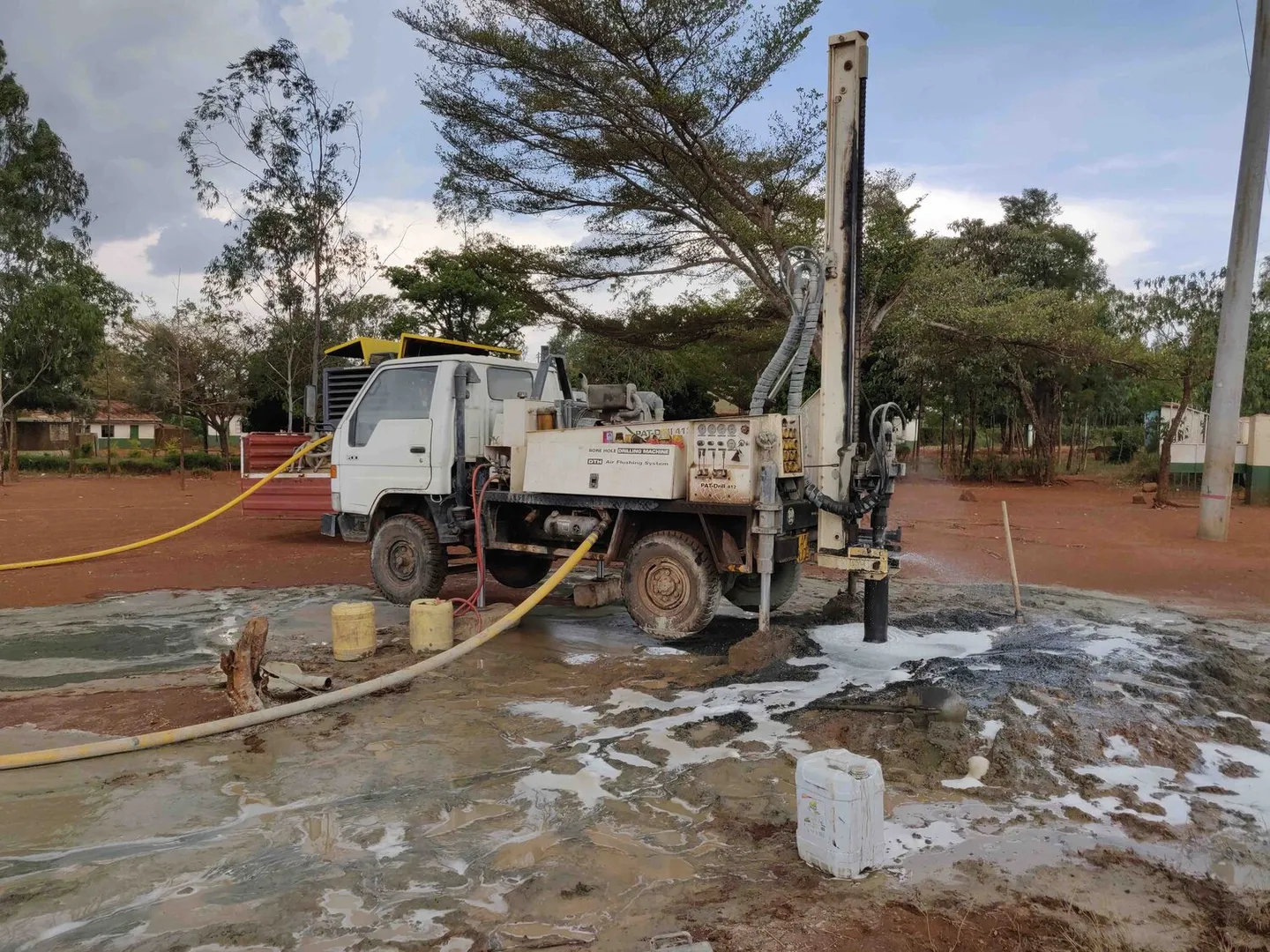 Drilling Borehole at Oseno Primary for Rotary Club of Loveland