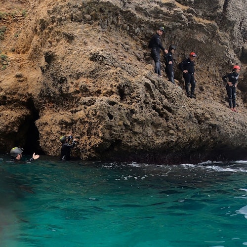 Alcudia: Bilete pentru experiența Coasteering în Can Pastilla