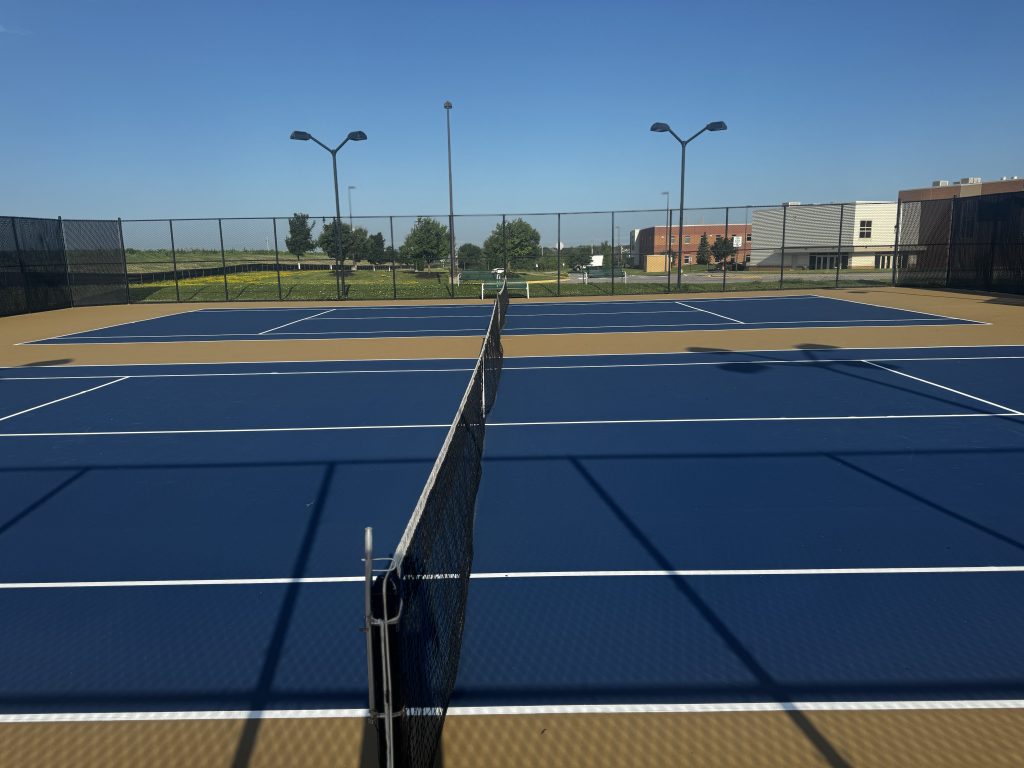 Elkhorn South High School Courts Shine in Navy & Gold