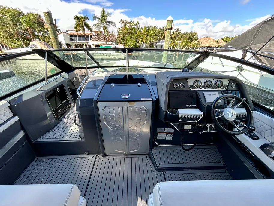 Boat thumbnail 27