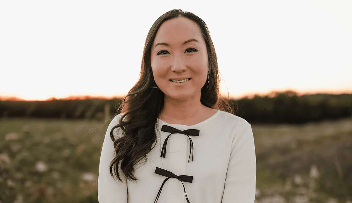 a person wearing a baseball cap