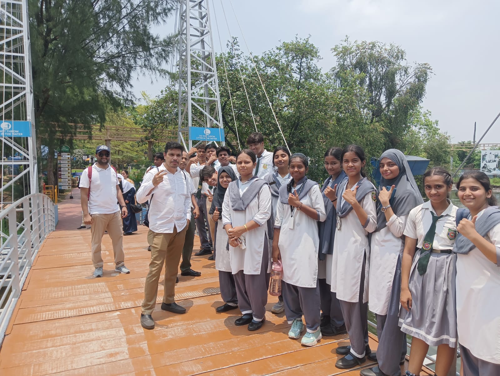 Students learning in the school geography laboratory