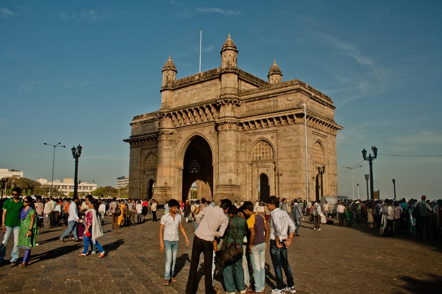 mumbai-city-sightseeing-elephanta-caves-tour-image-1