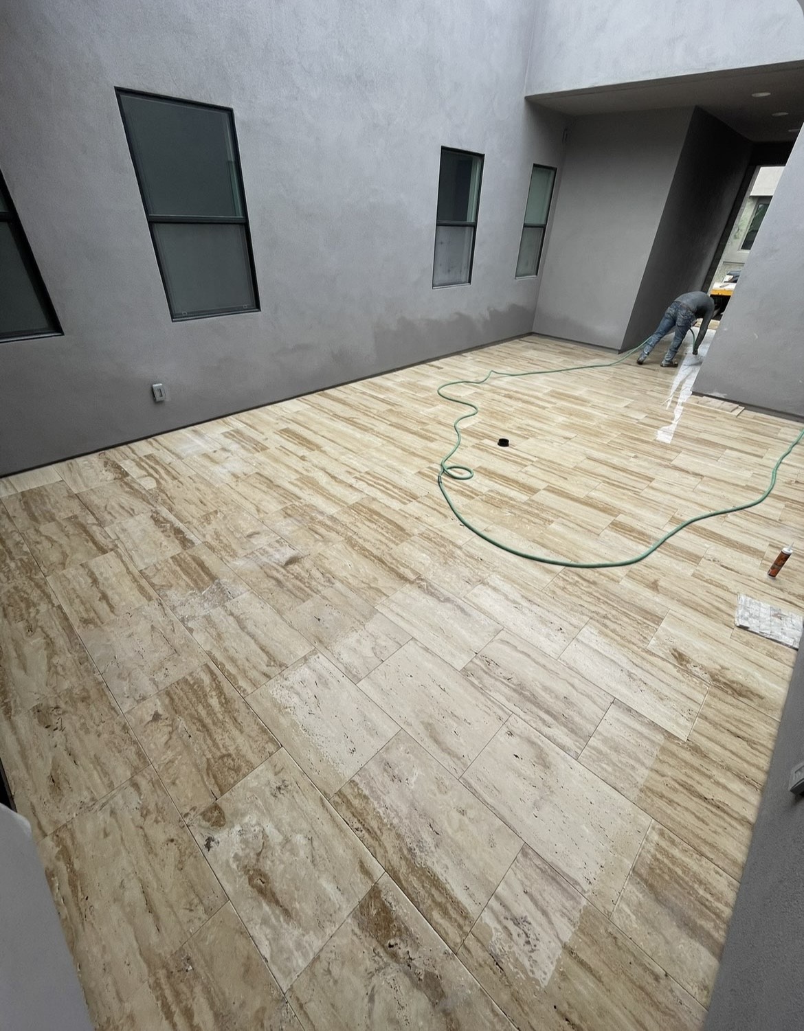 worker on laboratorium