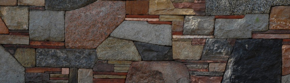 Trockenmauerkunstwerk Trockenmauer von David F. Wilson