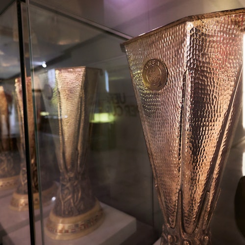 塞维利亚足球俱乐部体育场