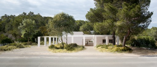 Can Lluquí. Centro ambiental para la mediterránea