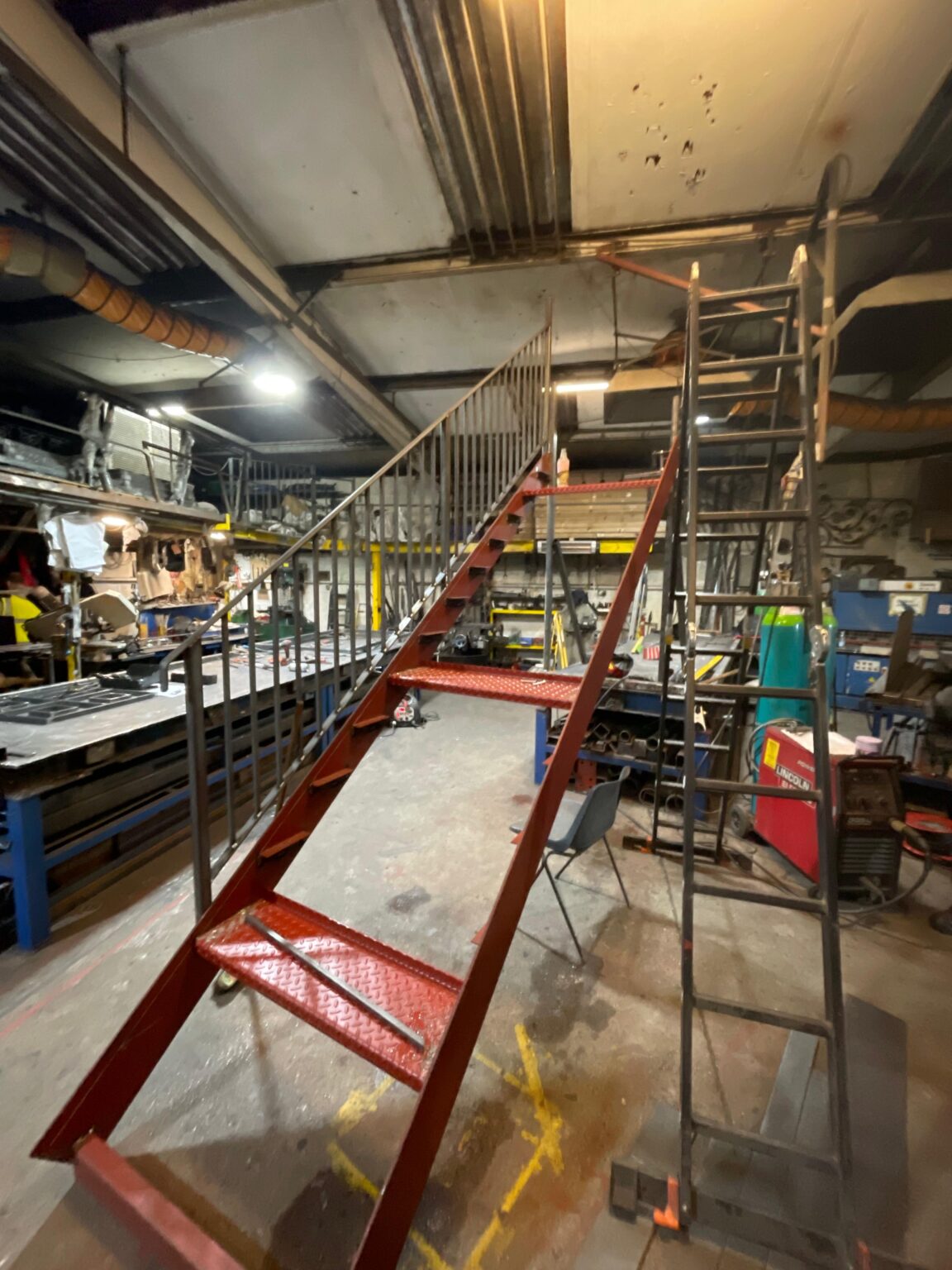 Stainless steel fixtures for commercial projects