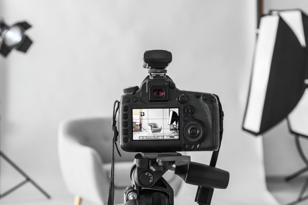 Olio is better than Product Photography that burns e-commerce by costs