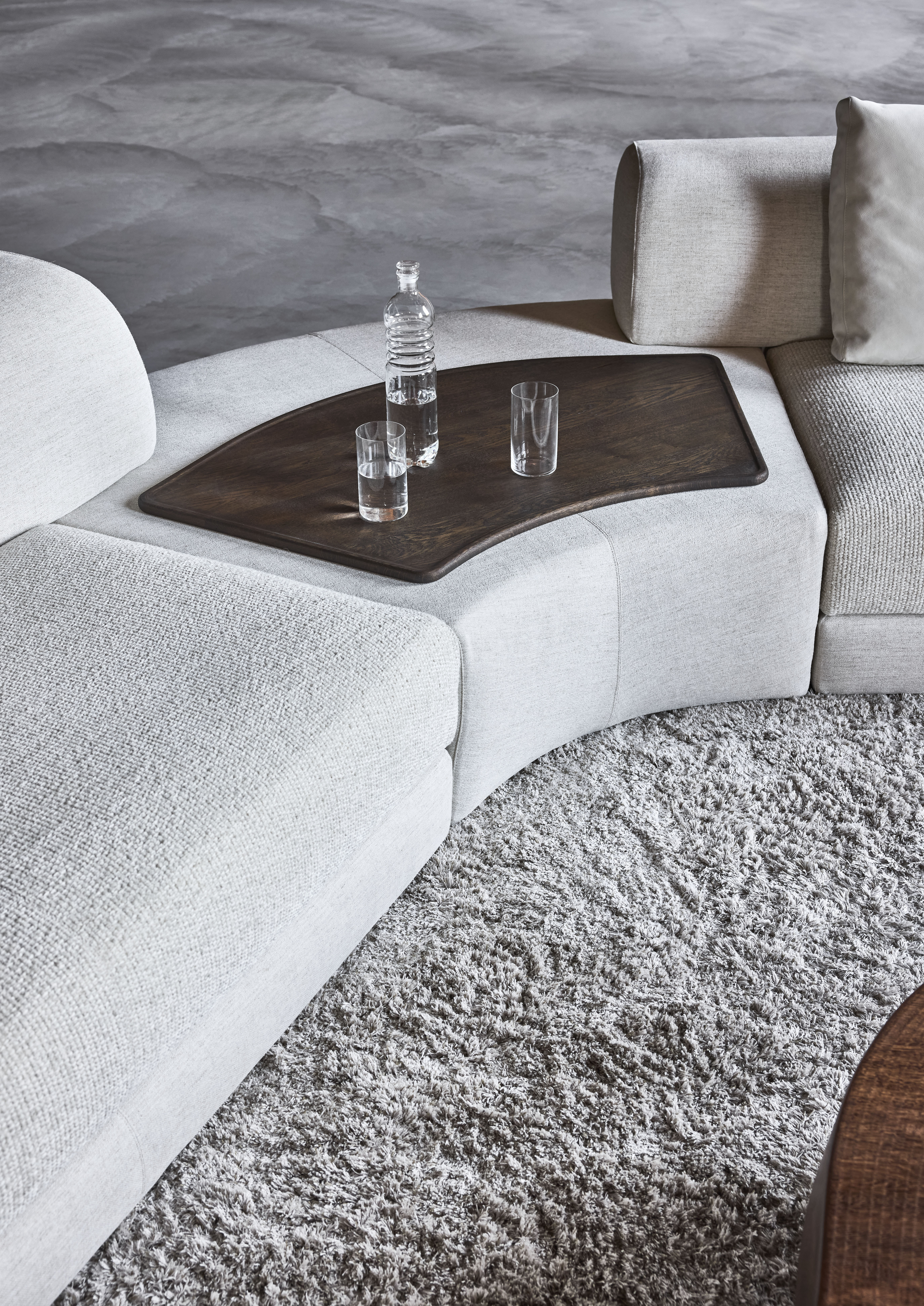 Pasha-Linteloo-Sofa-Guillaume-Lopez-@Alexander-Van-Berge-Photography