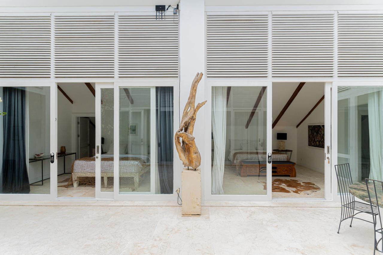 10-bedroom luxury villa by the river in Pererenan