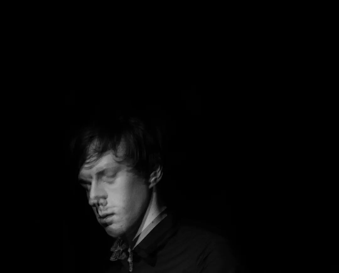 模糊的人像照片