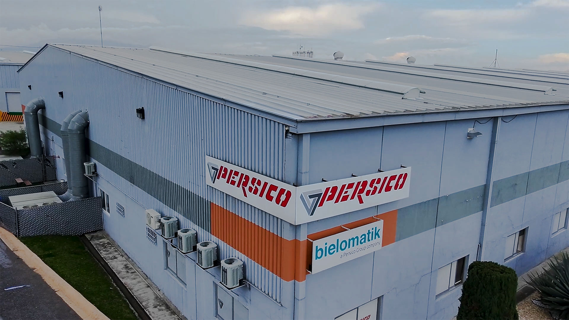 Minimalist coffee can design in hand – black and white packaging with bold typography