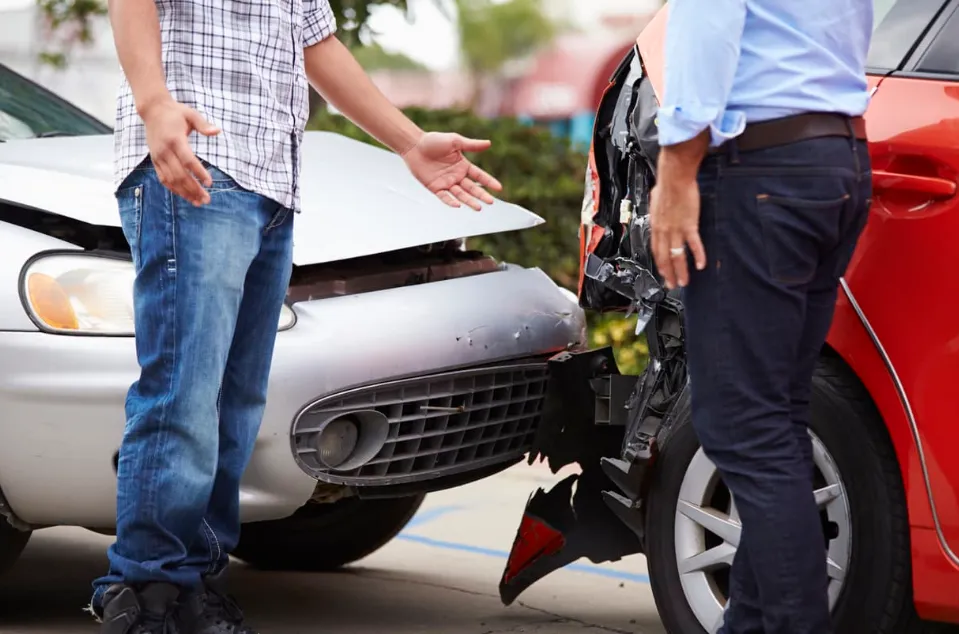 how to deal with the insurance company in car accidents cases - car accident