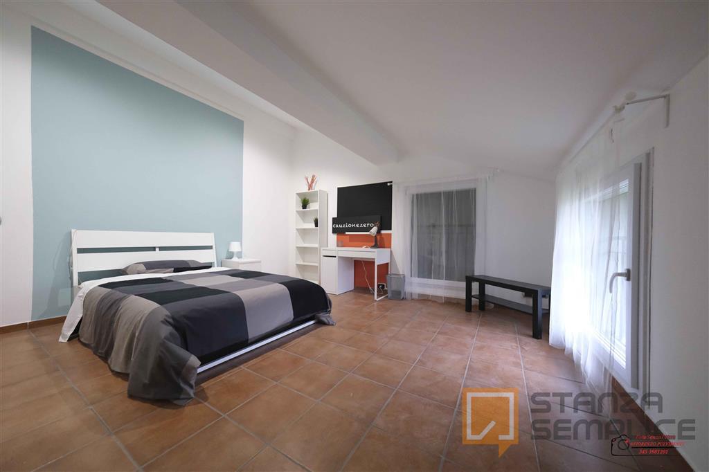 11 sqm room in Via Emilia, Bologna