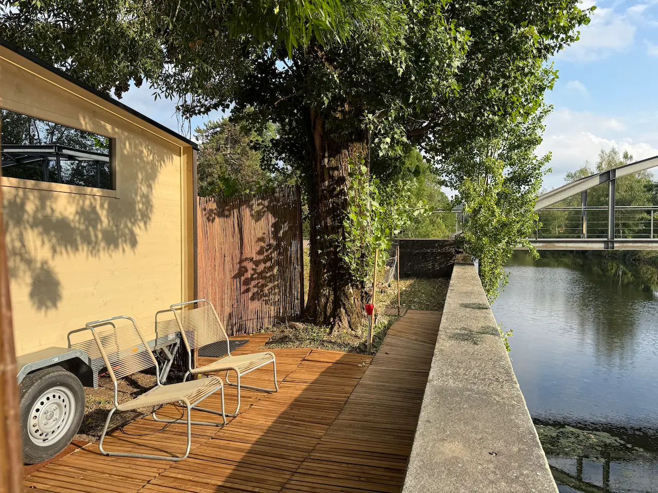 LÖYLY Sauna Blick auf den Badeplatz Töss in Winterthur