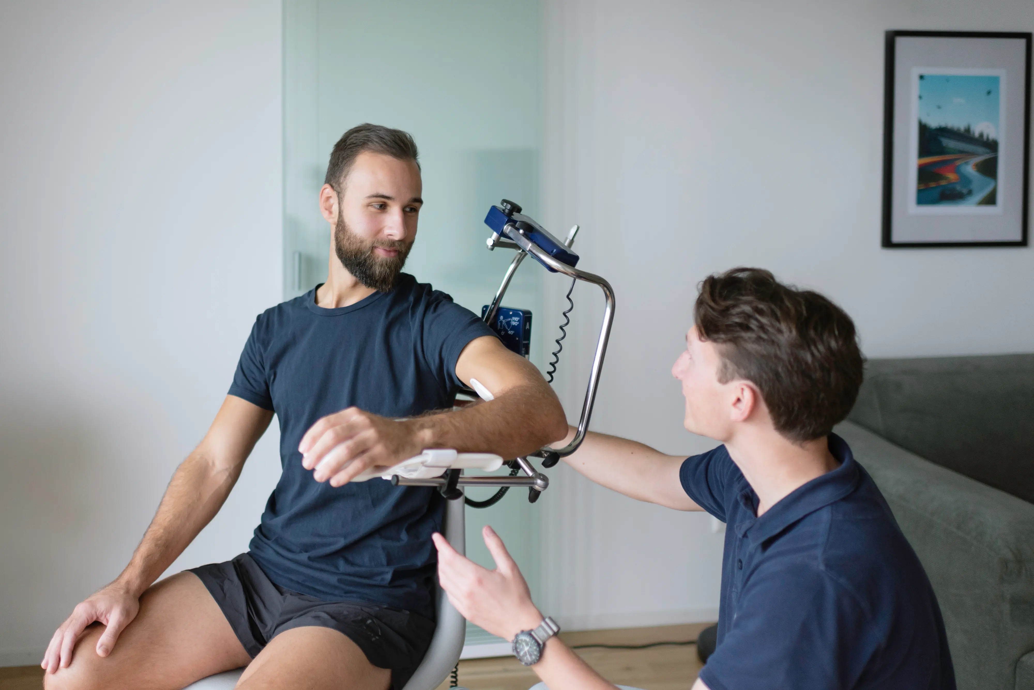 Schulter Rehabilitation: CPM-Therapie nach der OP WINTER Medizintechnik