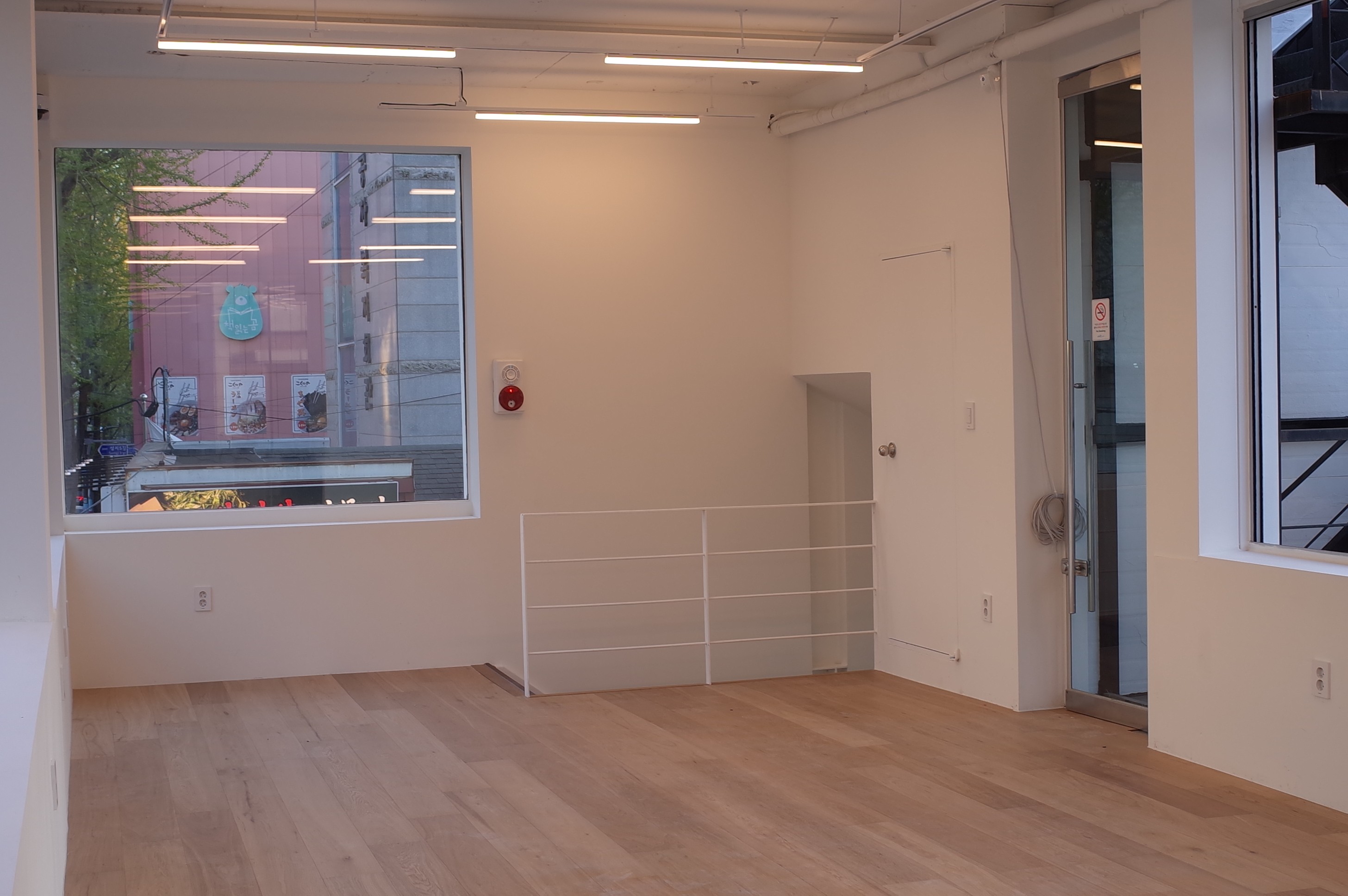 A Snackify box filled with an assortment of personalized healthy snacks, curated to match individual dietary preferences.