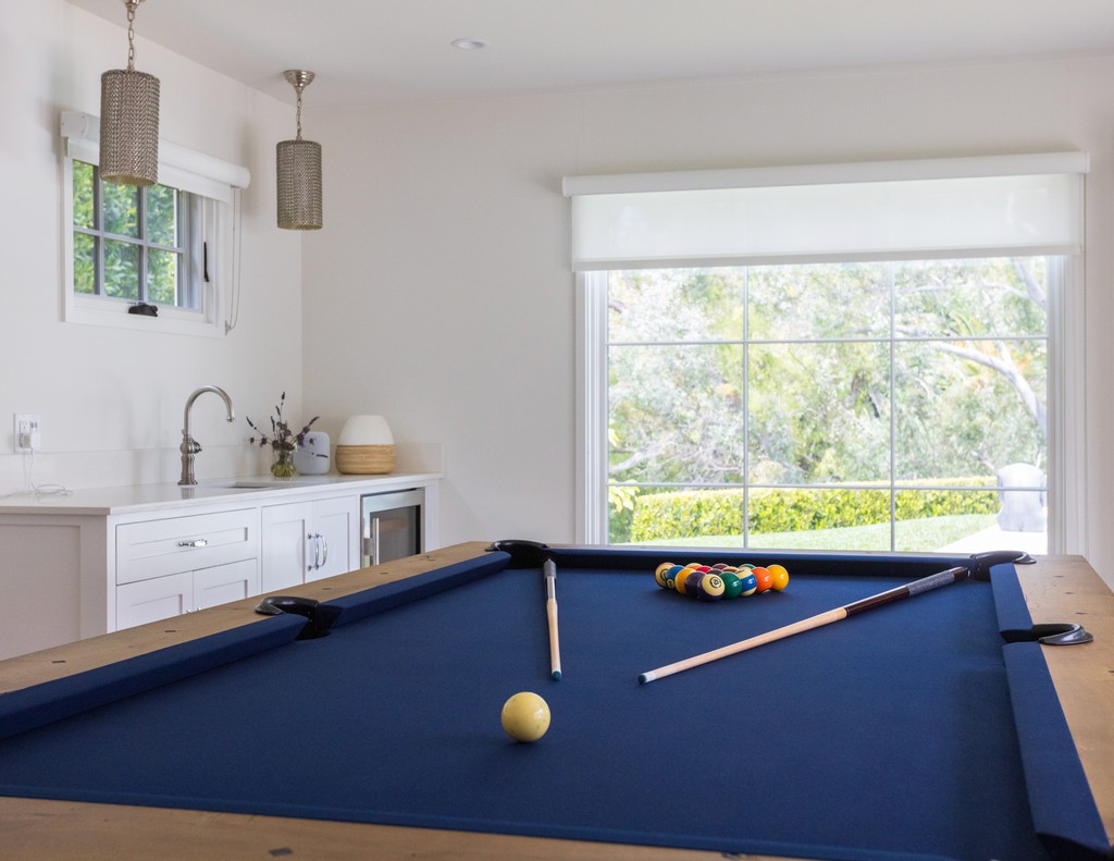 Image of modern living room