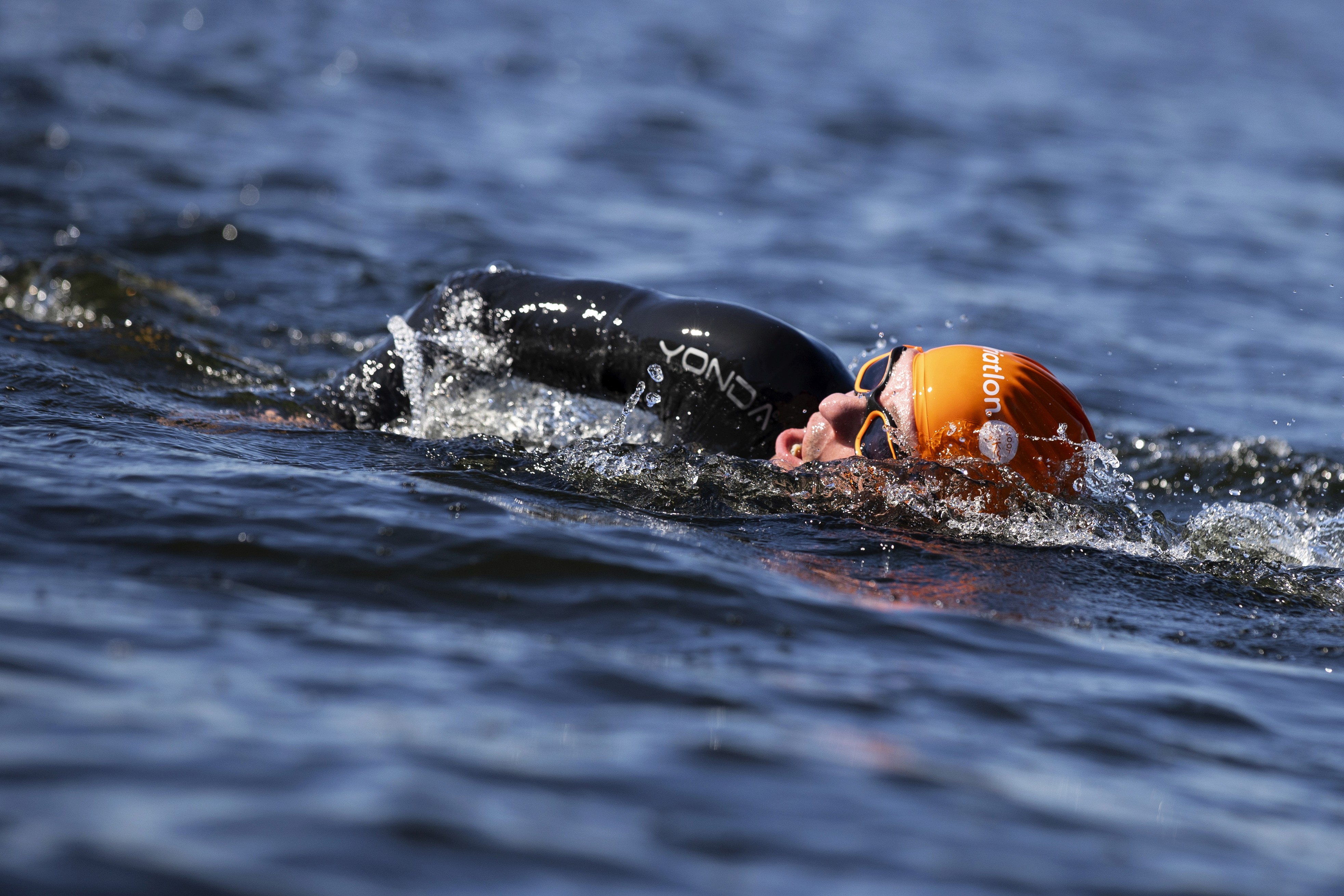 Extreme triatlon voor KiKa