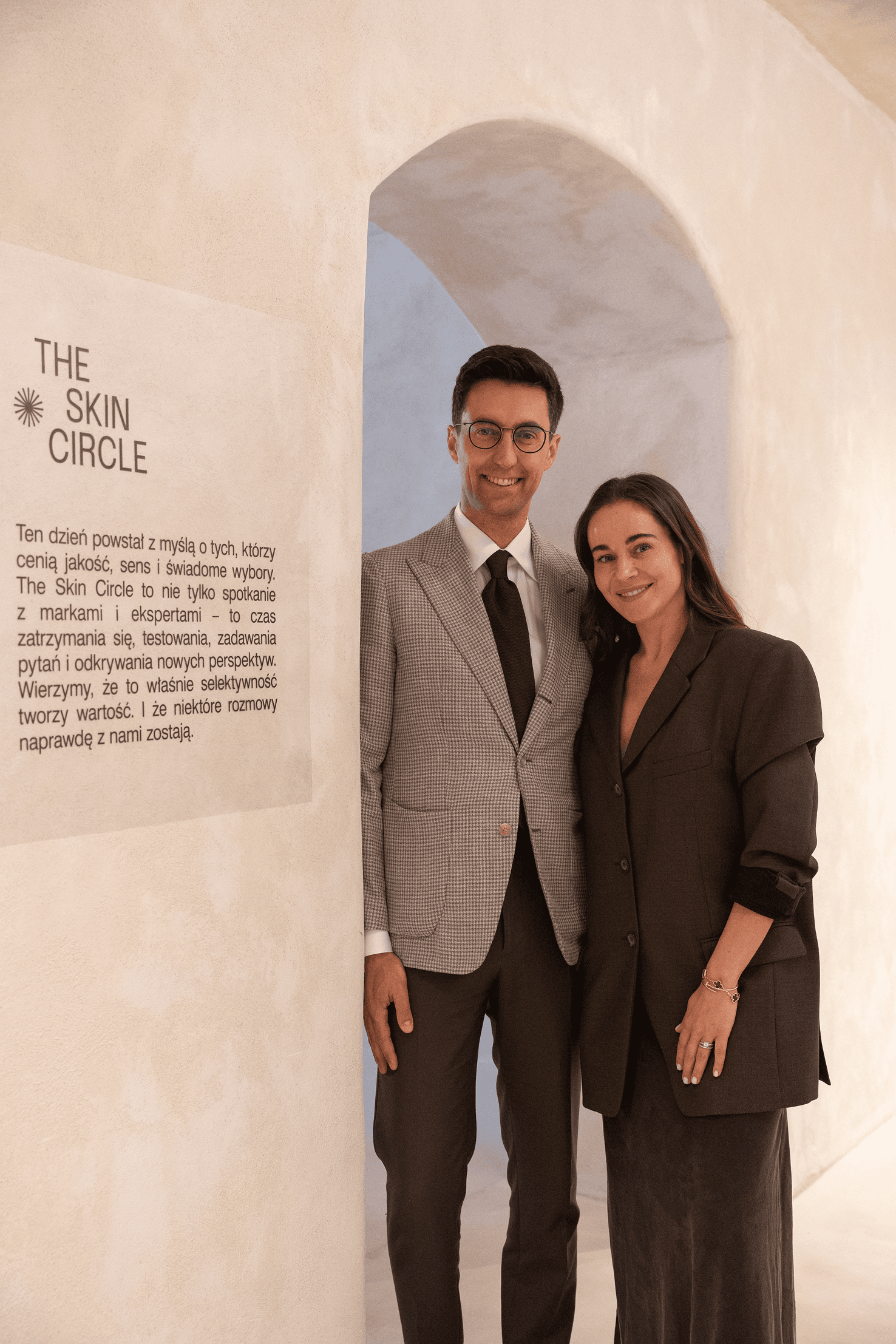 Sesja dla The Skin Circle – założycieli marki w przestrzeni
