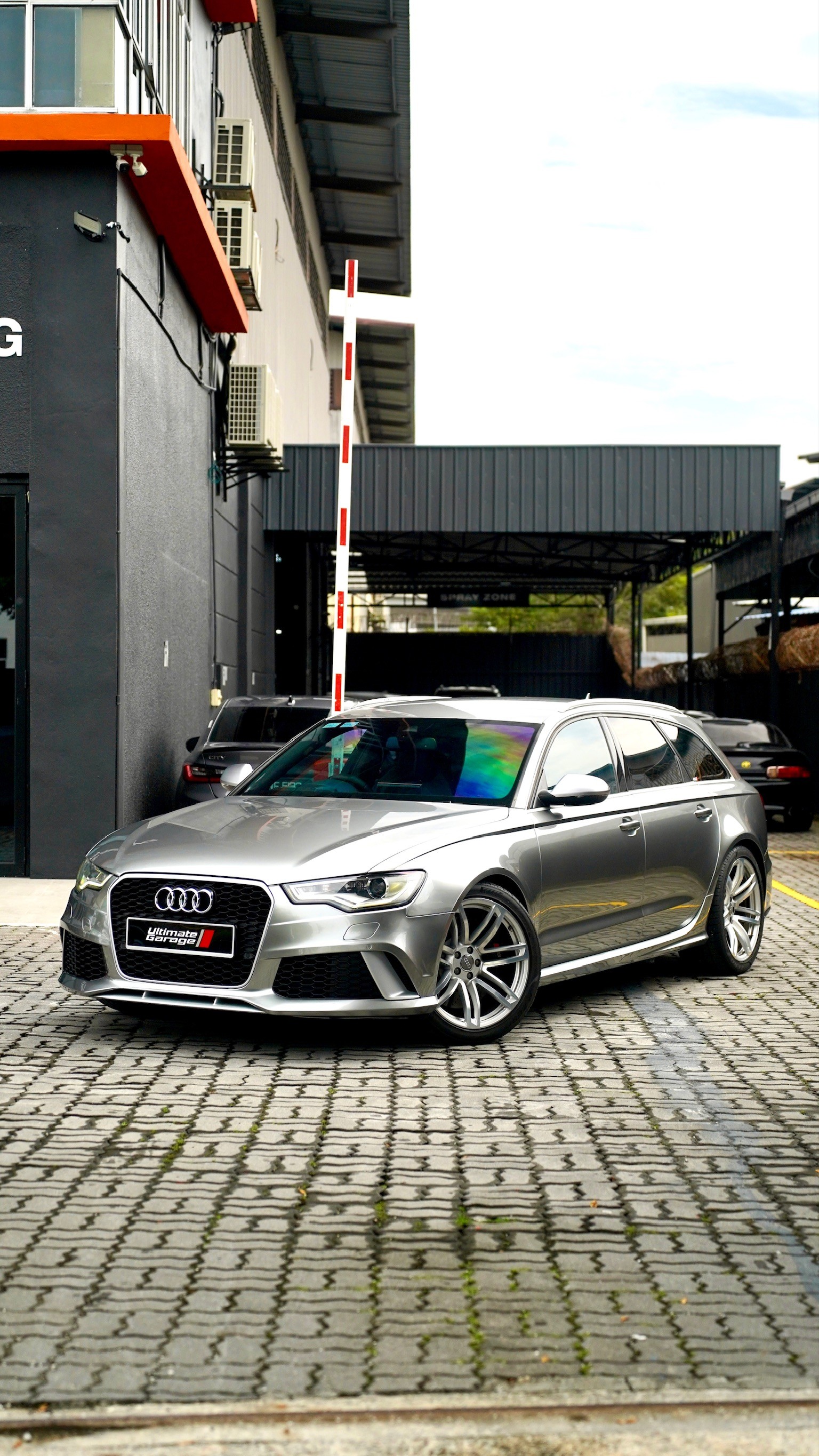 Audi RS6 Liquid Metal Silver Wrap