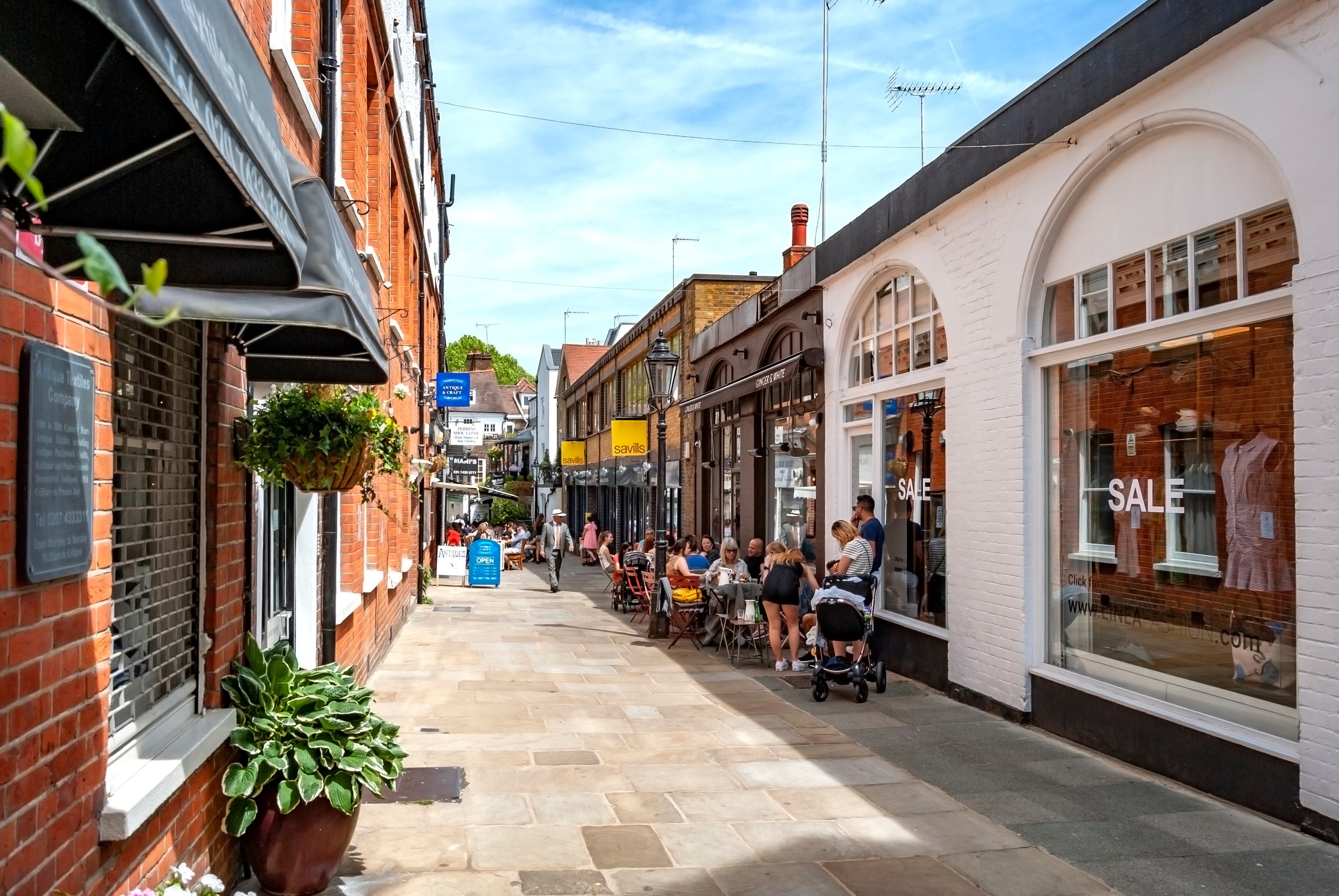 Perrin's Court in Hampstead
