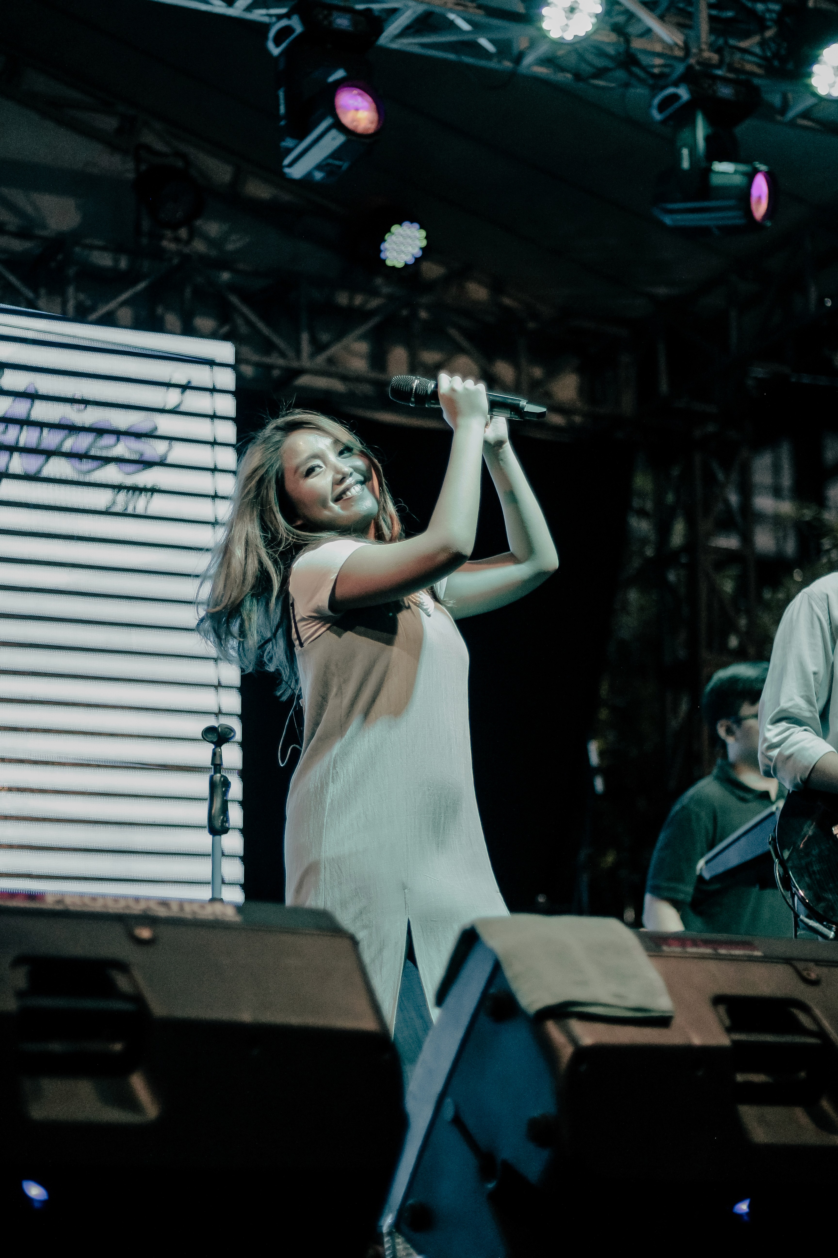 Vocalist & Guitarist of HIVI!, Perform at Aves Surabaya