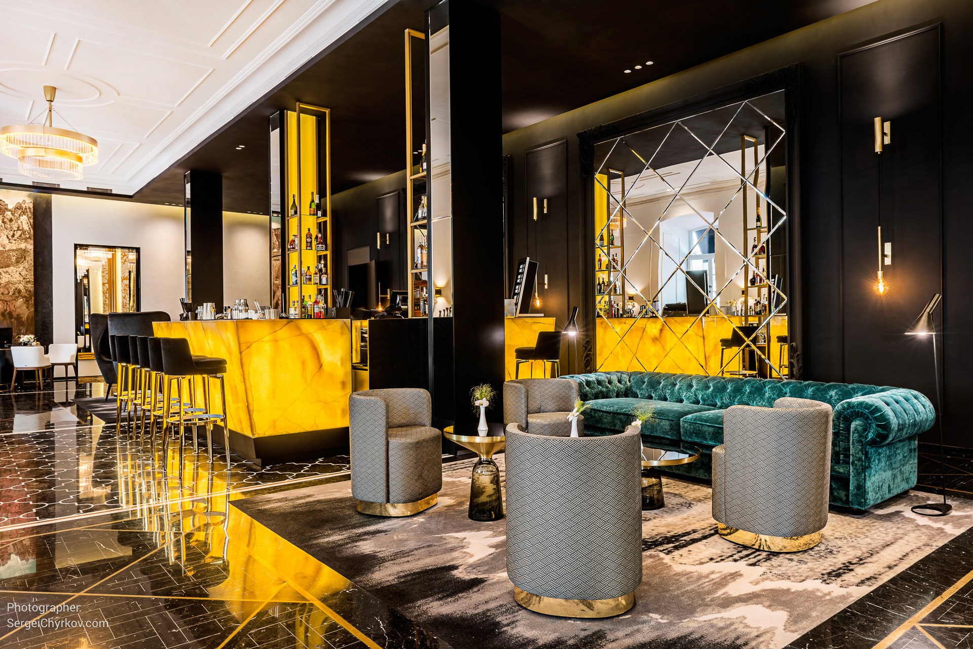 Hotel de Paris Odessa. Photographer Sergei Chyrkov. Фотограф Сергей Чирков.