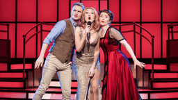 Kupte si vstupenky na Titanique do Criterion Theatre. Olivierem oceněná parodie na Céline Dion se potkává s Titanikem! Strhující komedie plná hitů včetně „My Heart Will Go On“.