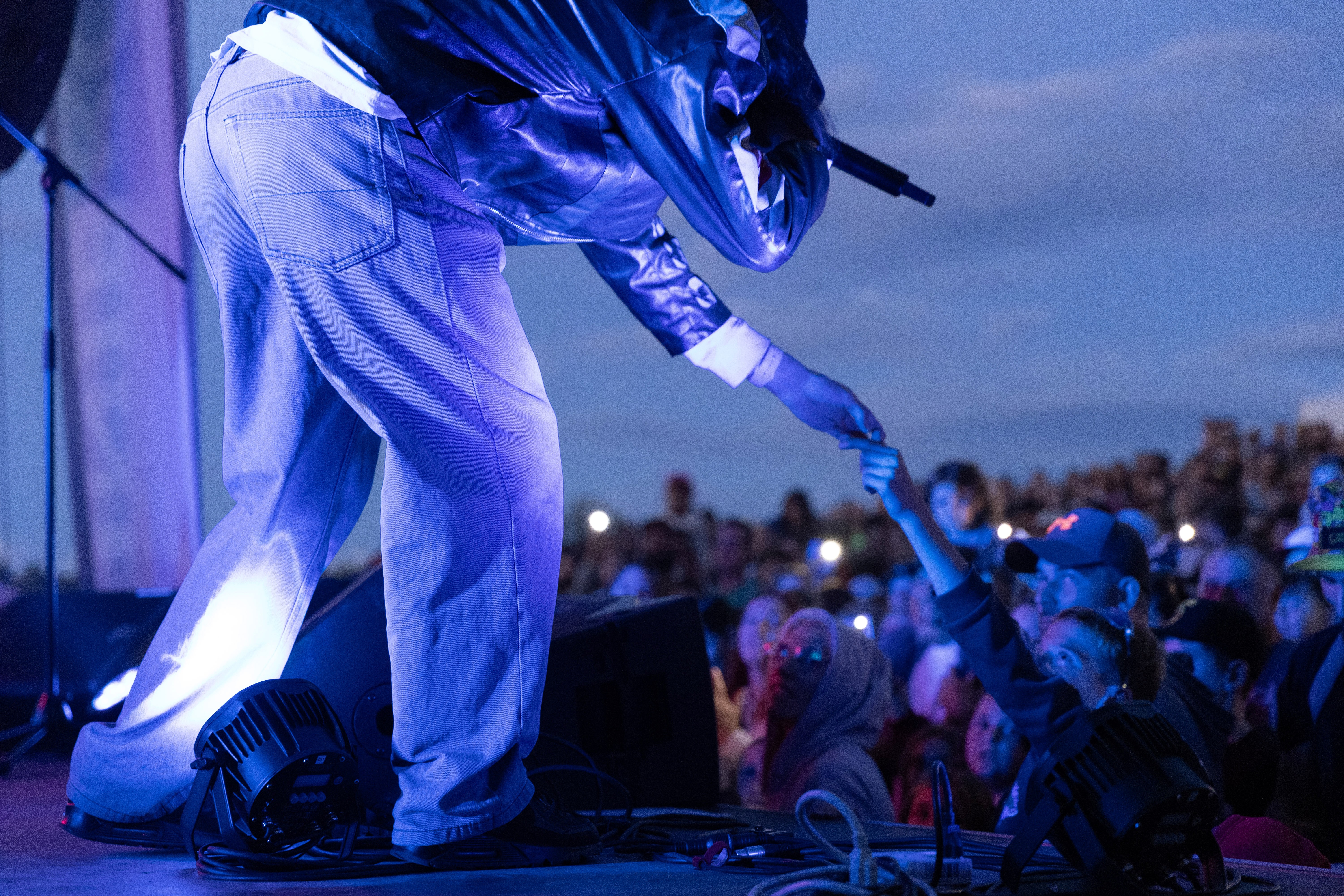 Man wearing VR glasses