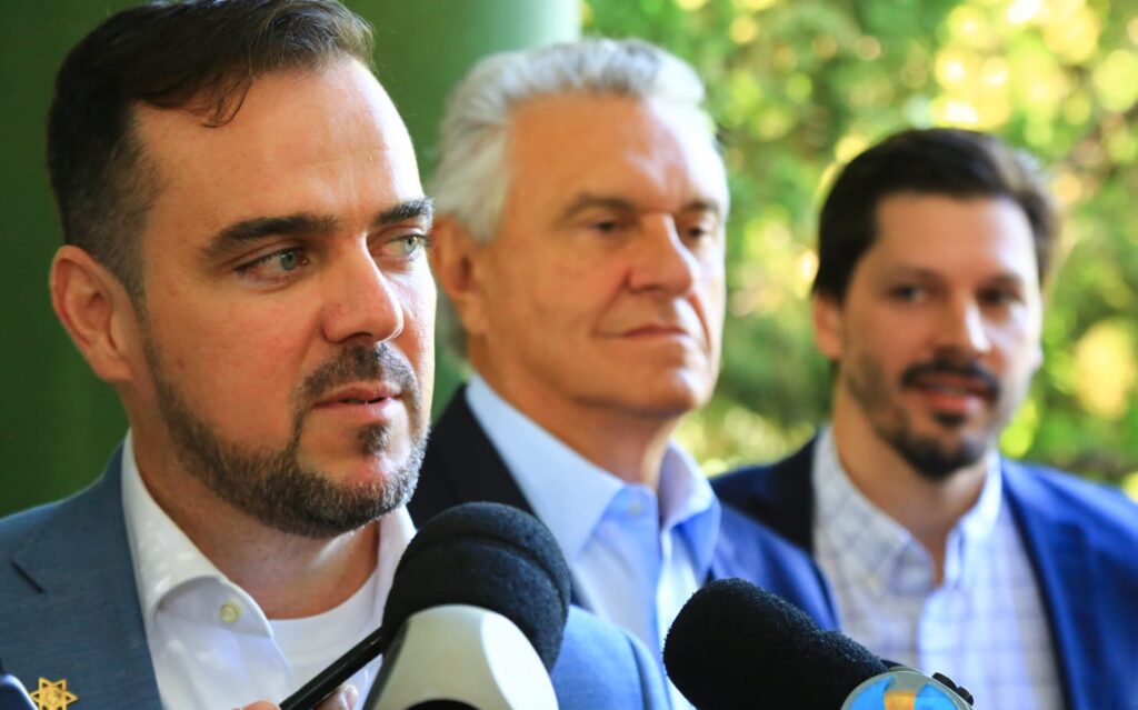 Daniel, Caiado e Daniel
