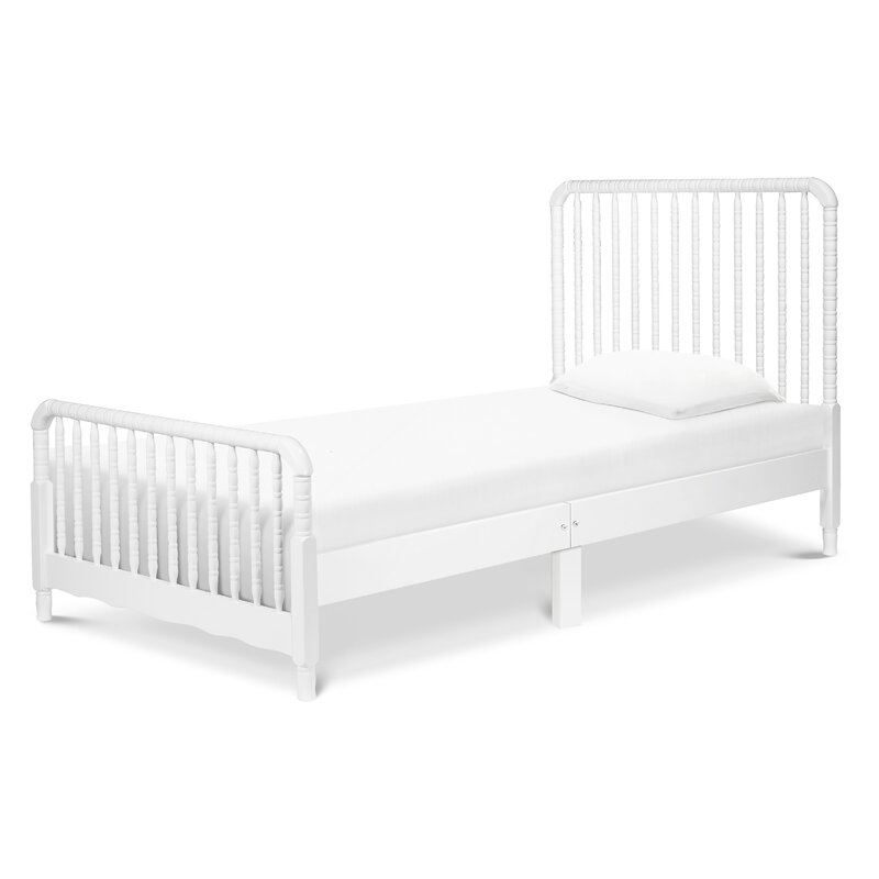 The davinci jenny lind twin bed offers a sleek and contemporary look, ideal for productivity.