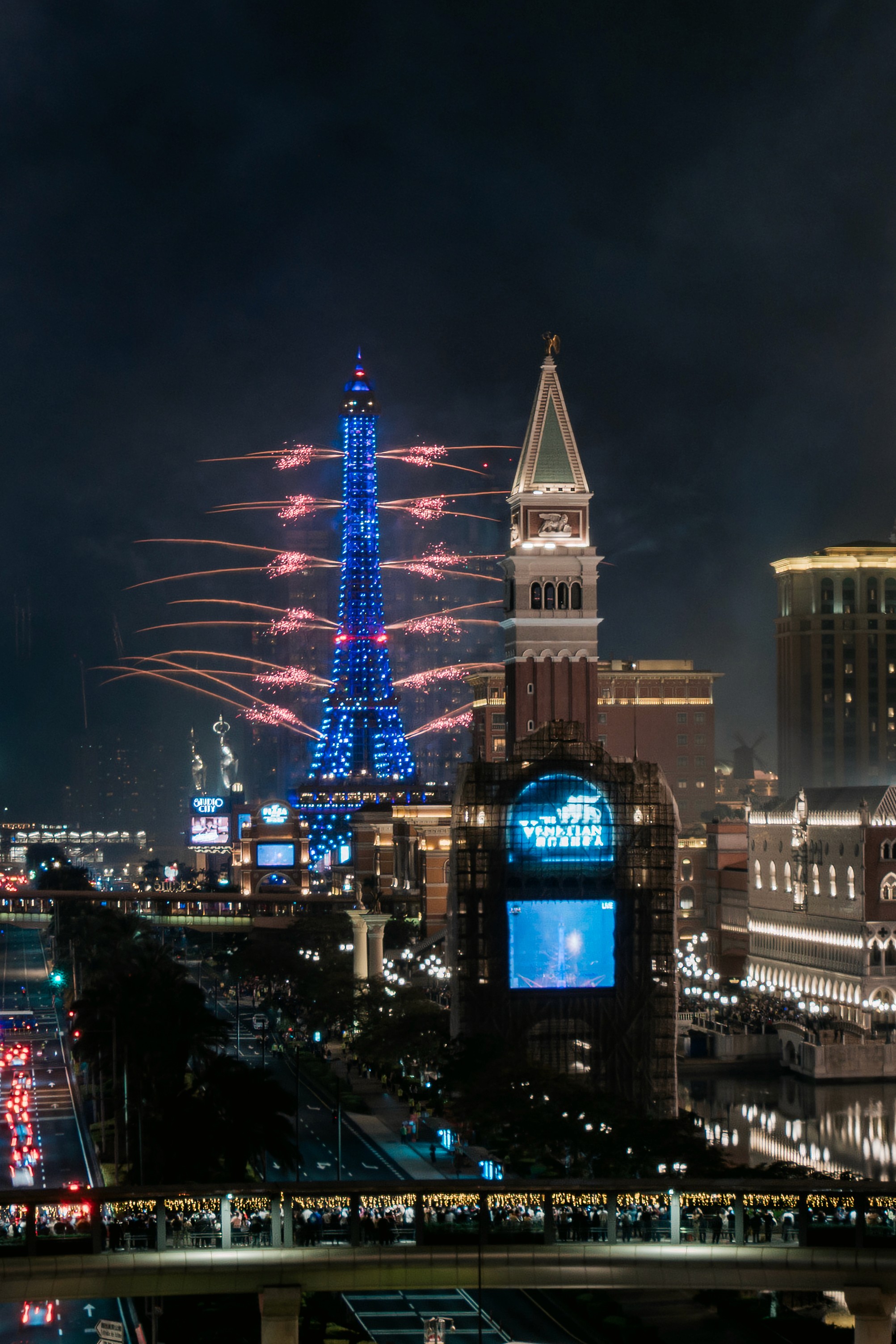 2025 & 2026 New Year’s Eve Countdown — The Venetian showcase image 3
