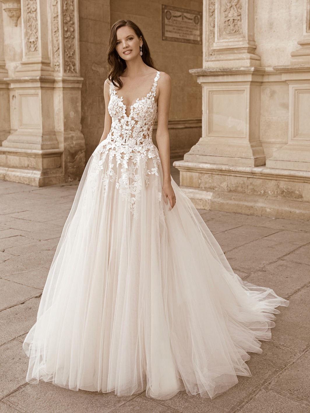 Hochzeitskleid A Linie Sonderpreis aus dem Outlet mit zeitloser Eleganz