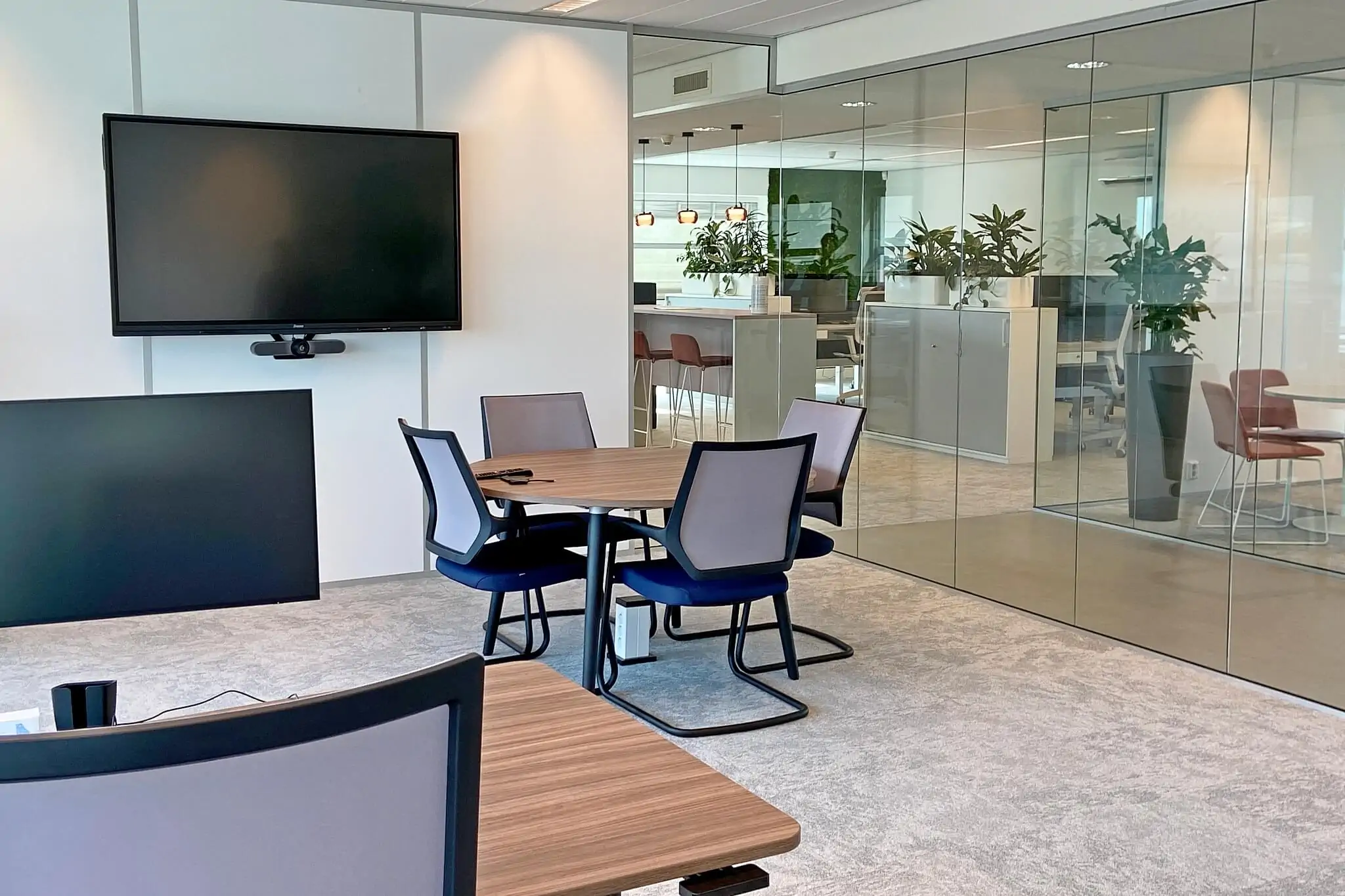 Nieuwe kantoorinrichting Bavinckhouse door Perla