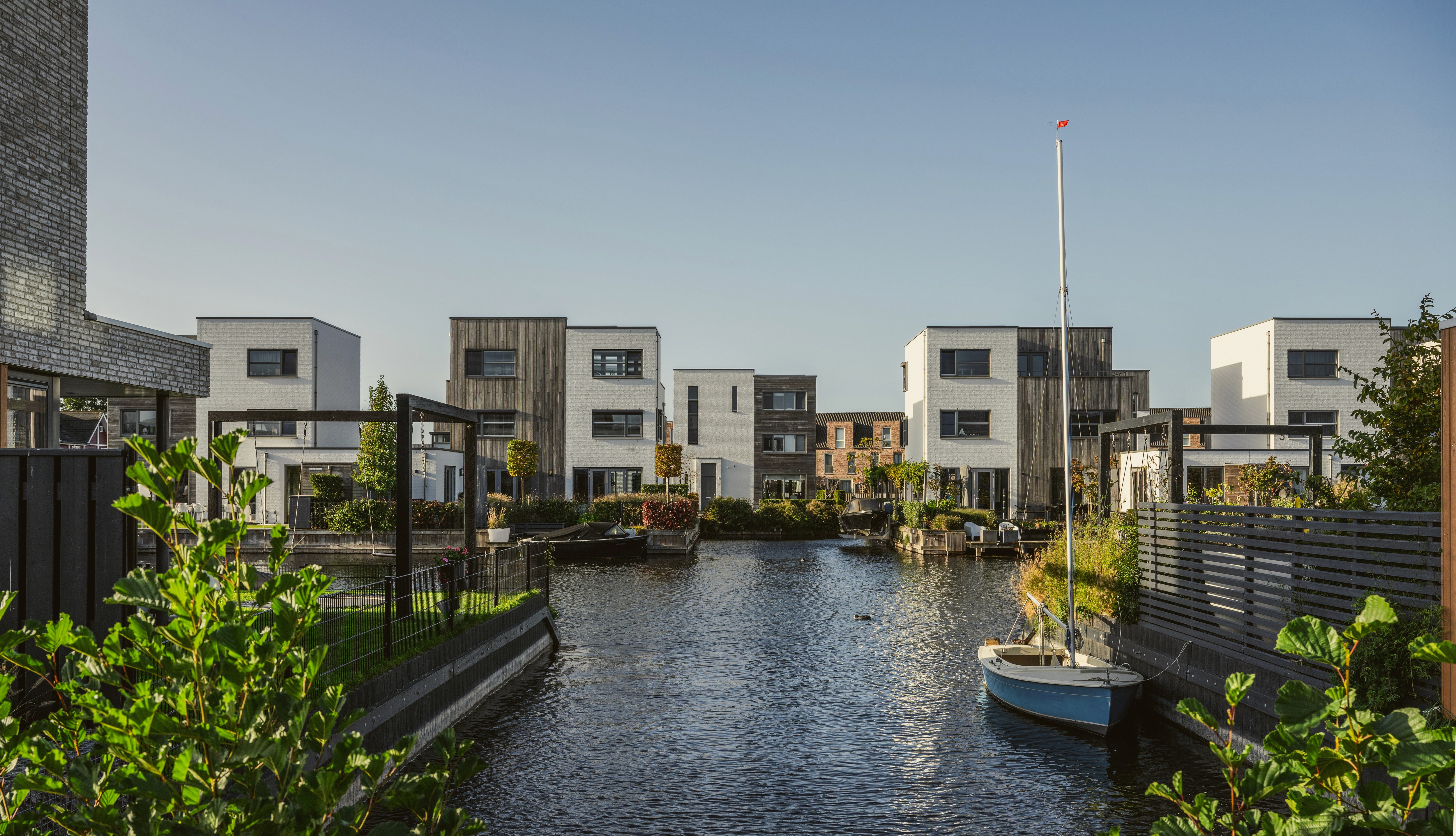 Moderne nieuwbouwwoningen in De Groote Wielen Rosmalen - schilderwerk door Garrido's Schilderwerken