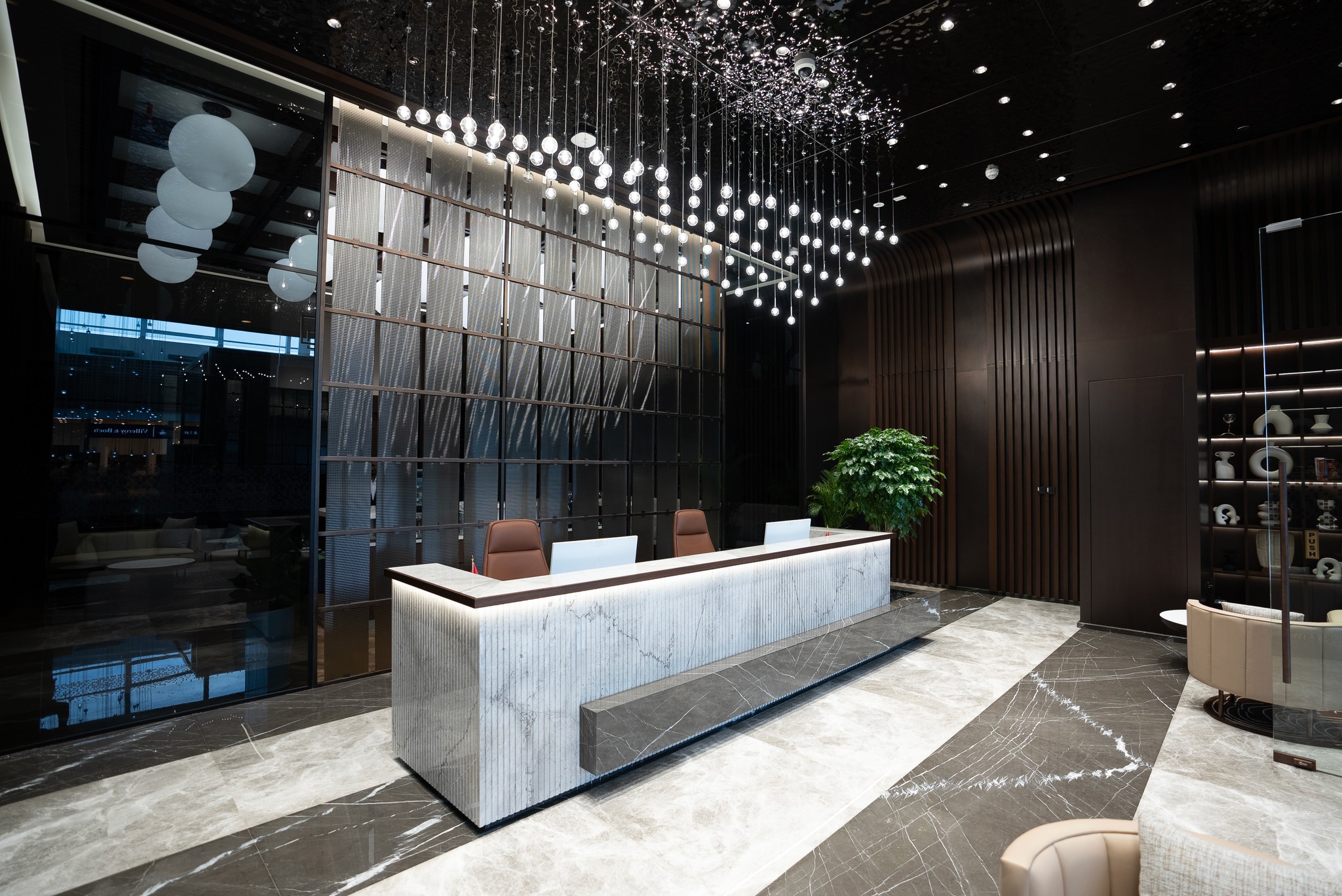 Reception support for PRO services enquiries in Abu Dhabi.