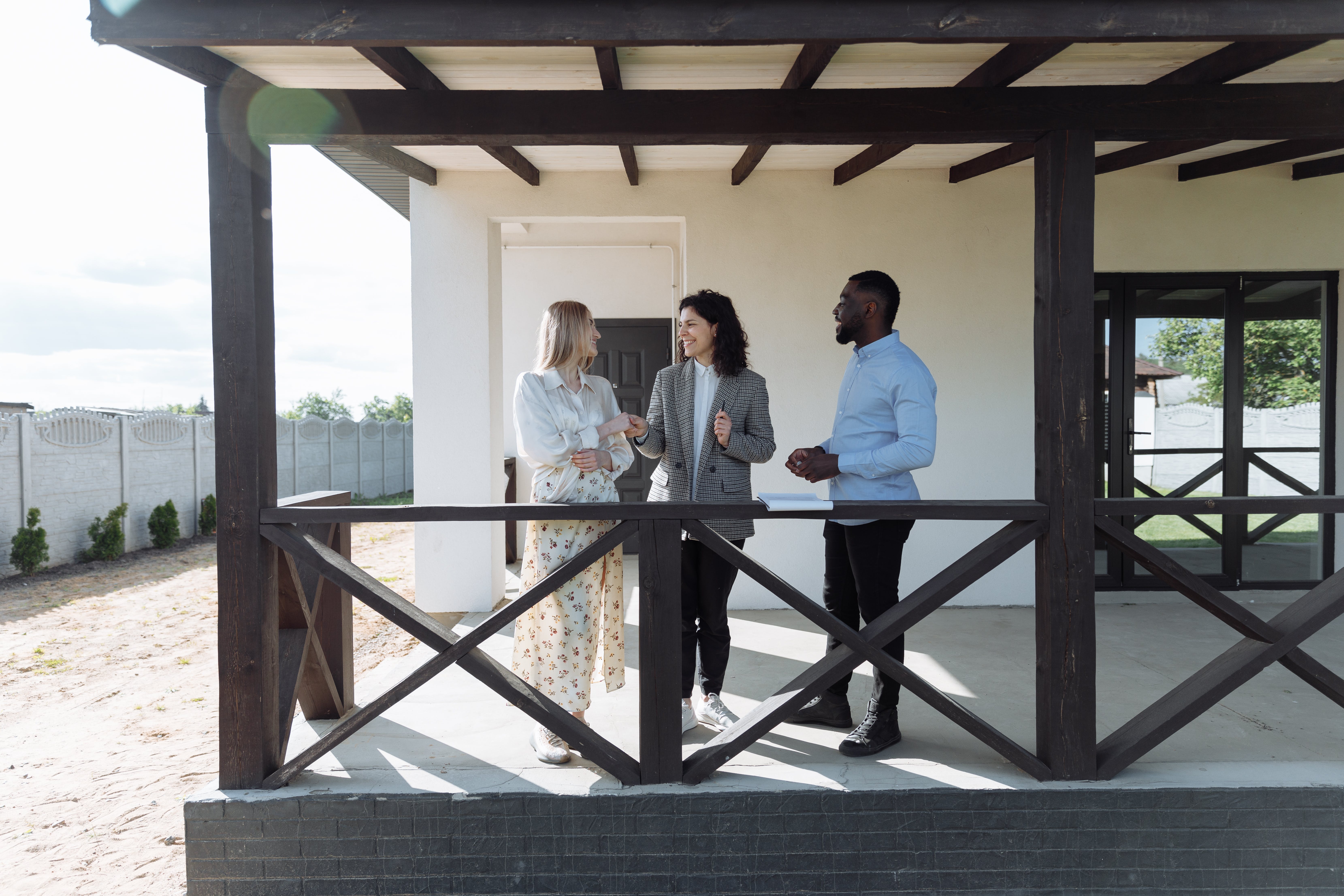 Couple talking to a mortgage broker