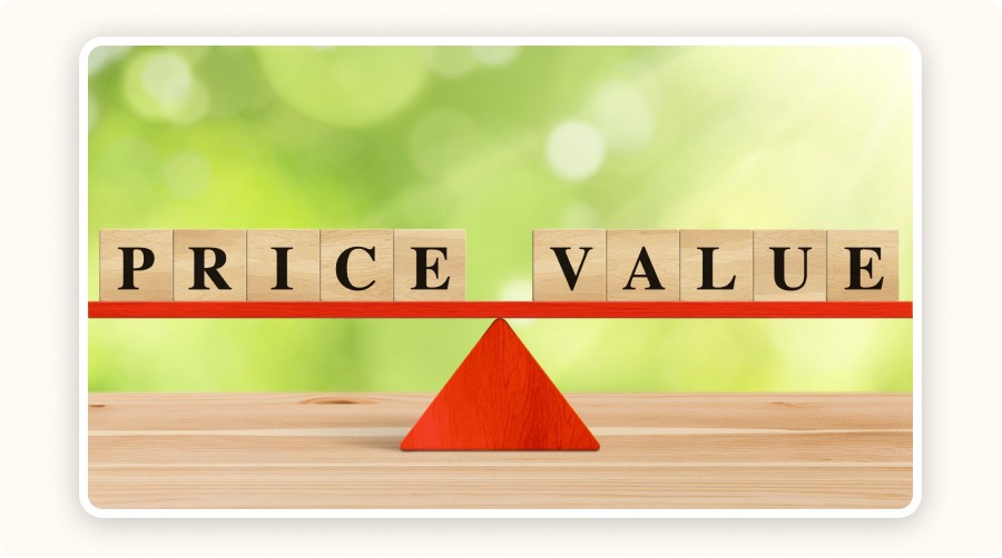Balance scale with “Price” and “Value”