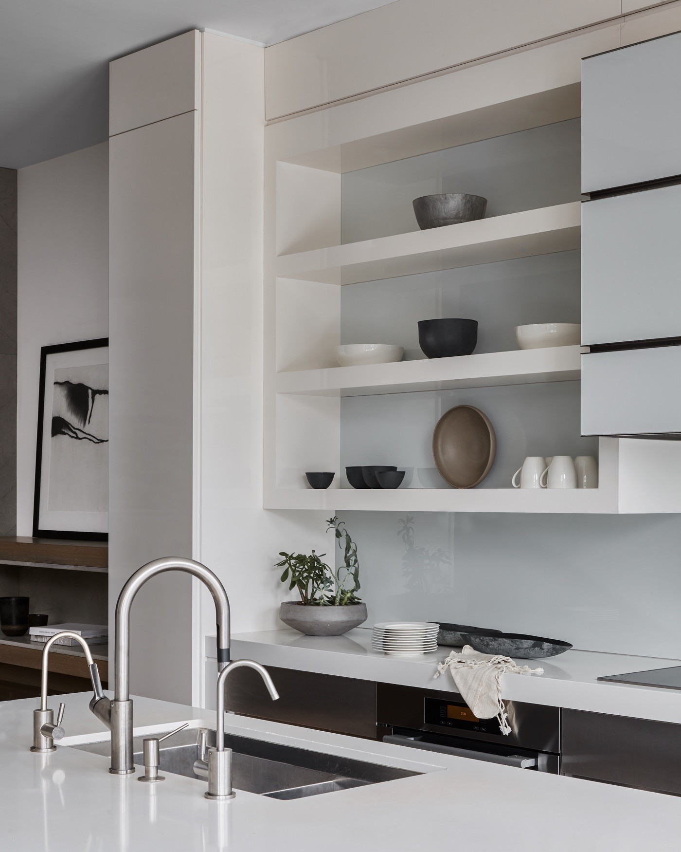Summerhill: kitchen, by Kim Lambert Design