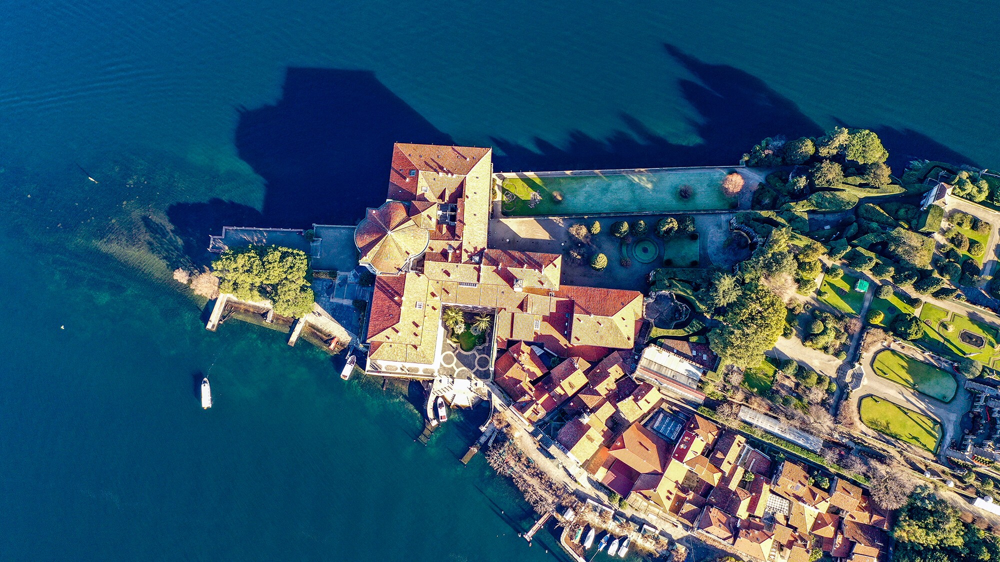 Palazzo_Borromeo_Lago_Maggiore_Piemonte_Italia