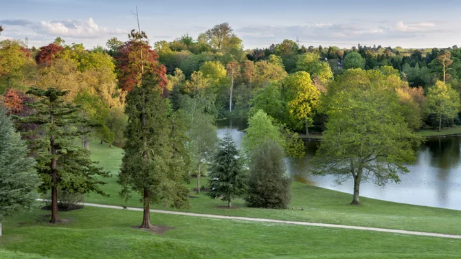 Claremont gardens outdoor sculpture trail