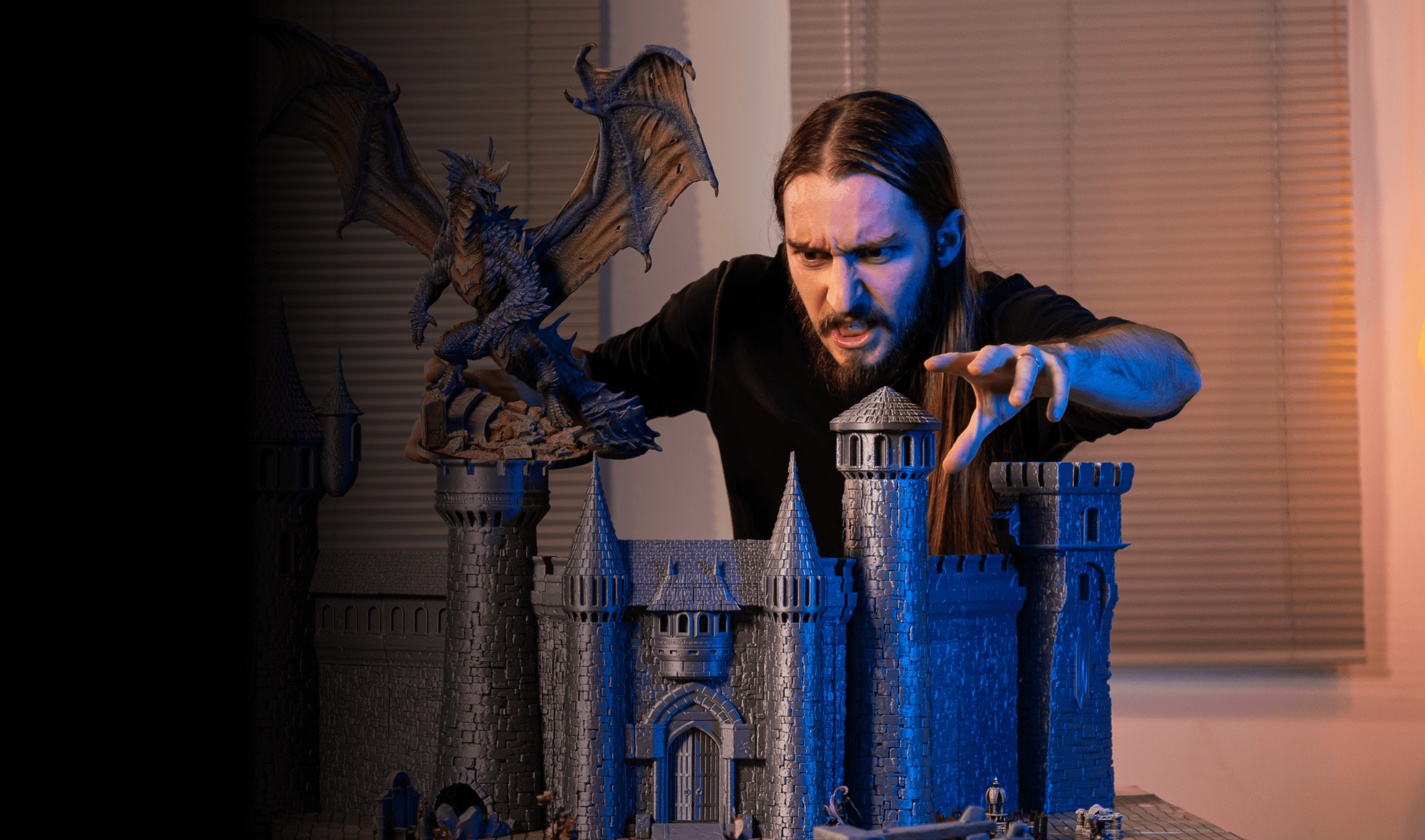 Loot Studios’ Izat’al, Dragon Empress, a dragon miniature from the bundle Rise of Draconians.